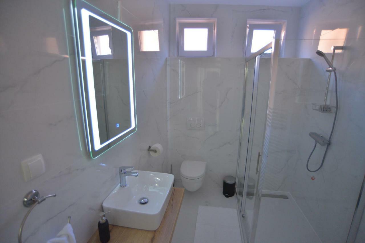 Apartman Lena Ðakovo Екстериор снимка